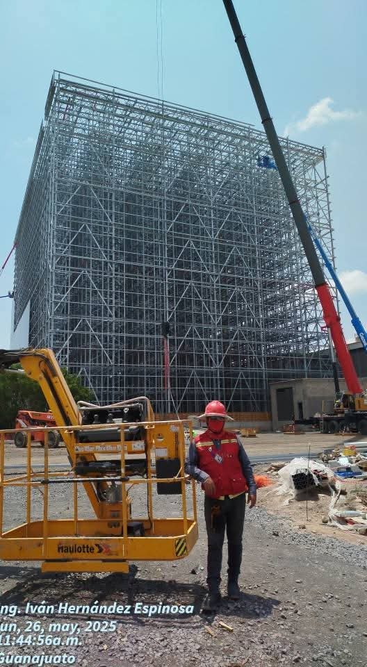 Estructura metálica de gran escala